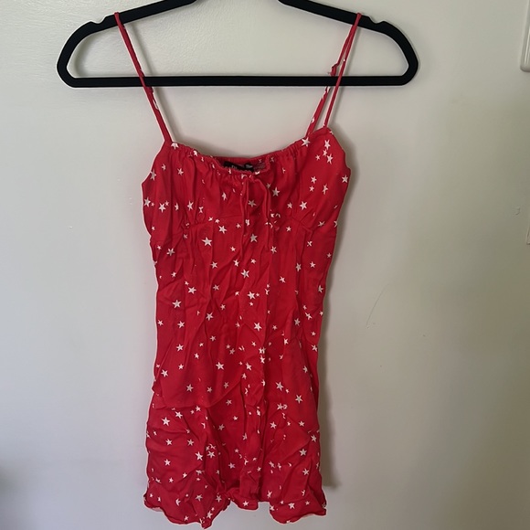 Zara - Picture 1 of 2